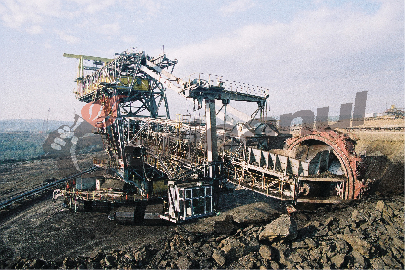 excavator minerit