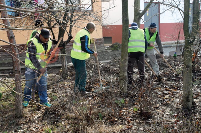Start la Luna Curăţeniei în cartierele din Târgu-Jiu