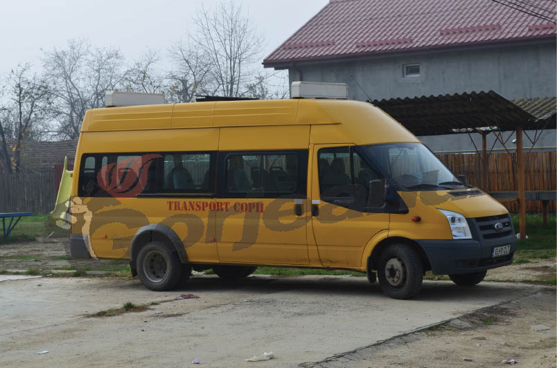 Se caută şofer pentru microbuzul şcolar din Aninoasa