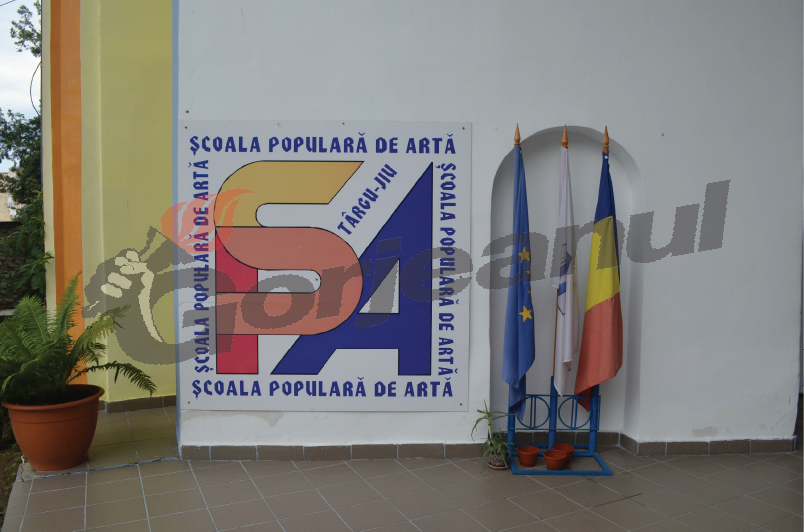 Spectacole la Târgu-Jiu oferite de Doina Gorjului şi ŞPA