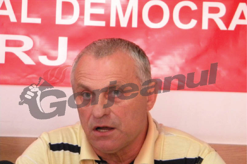 Popeangă nu îngroapă securea războiului: “Dacă eram în locul lui Ciurel mi-aş fi dat demisia”