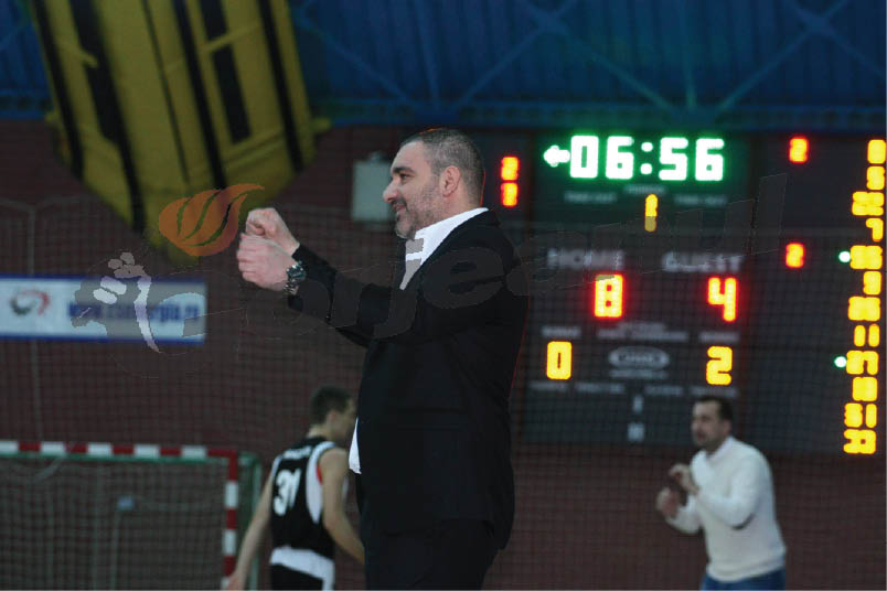 Constantinides vrea în finala campionatului