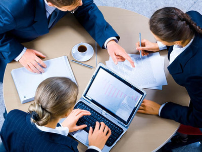 226 de tineri gorjeni au devenit afacerişti