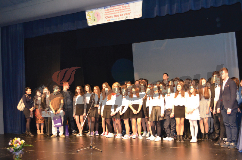 Patru elevi din Târgu-Jiu, în finala Festivalului Internaţional de Cântec Francofon