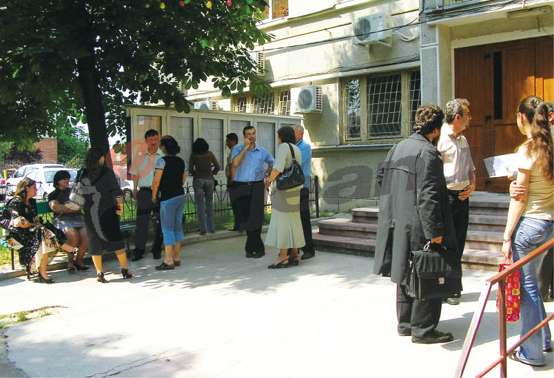 Încep înscrierile la concursul pentru posturile de inspector şcolar