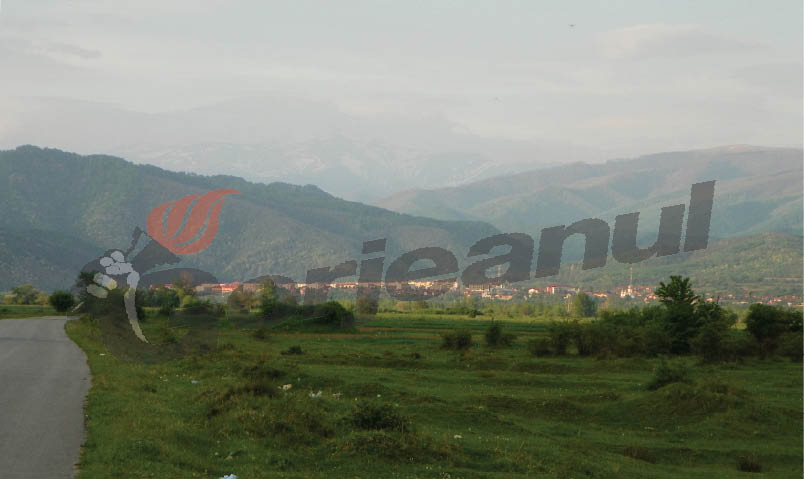 Odată cu renaşterea naturii – Tablou de excepţie prin locurile de sub munte