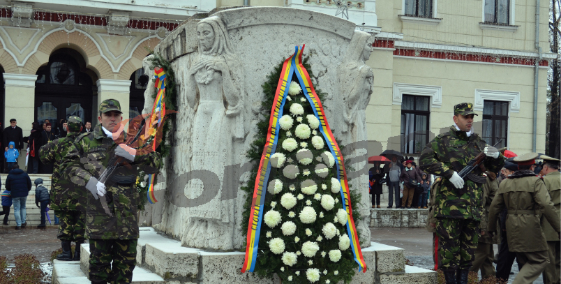 Ziua Eroilor, marcată la Târgu-Jiu