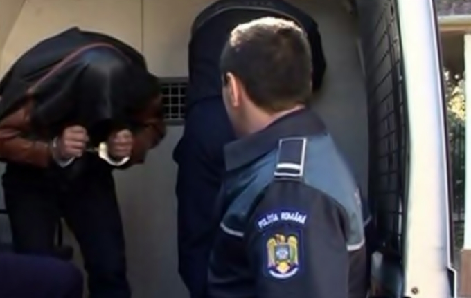 În arest pentru tâlhărie