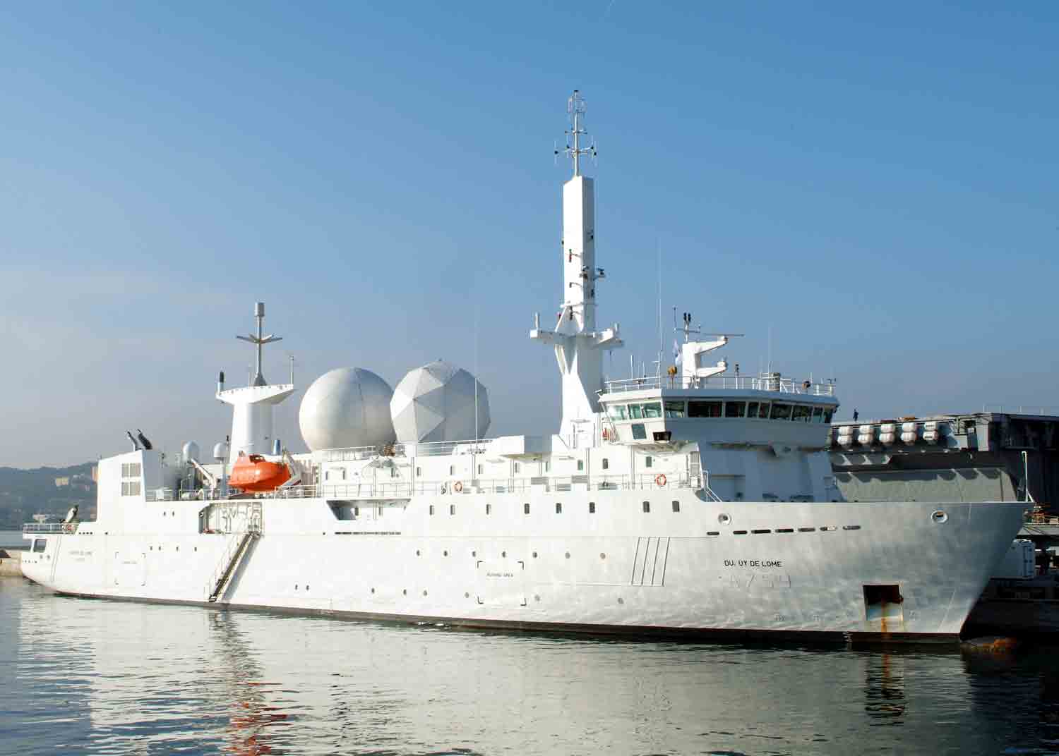 O navă militară franceză a intrat în Marea Neagră