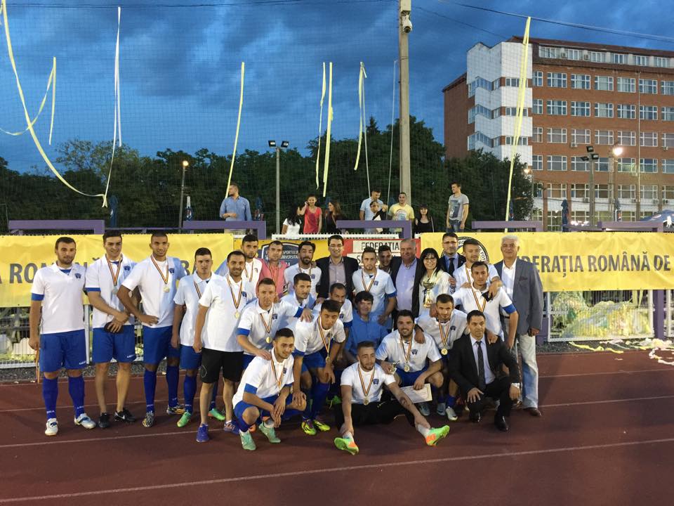 Universitatea “Constantin Brâncuşi” premiază performanţa