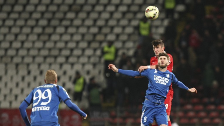 Pandurii, goluri cu capul