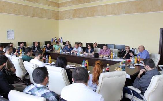 Dialog activ între studenţii şi cadrele didactice ale UCB