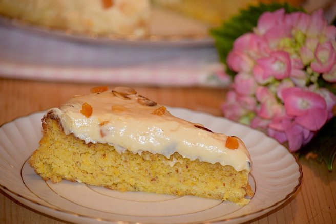 Prăjitură cu cremă de brânză şi portocale