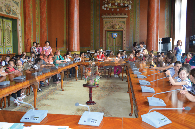 Consiliul Judeţean Gorj a premiat câştigătorii concursului „Veselia fructelor”