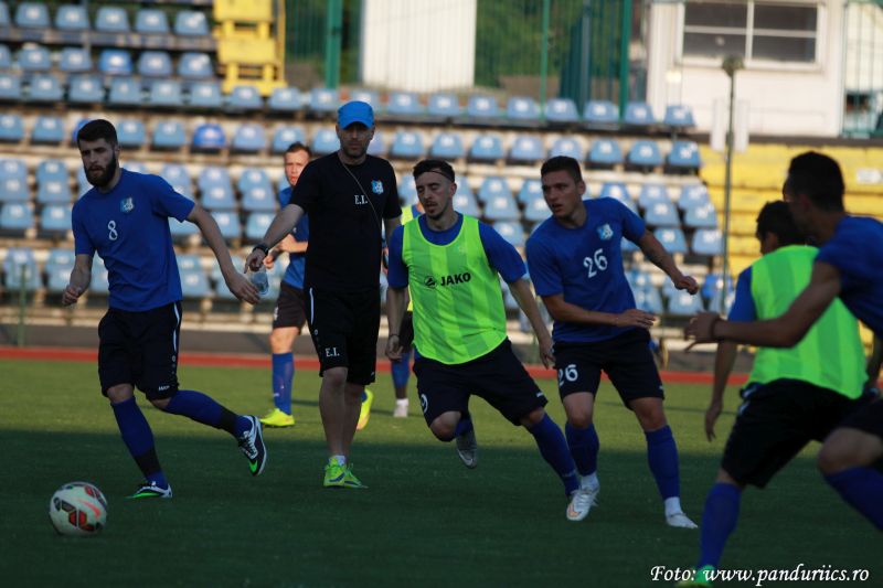 Campionatul se apropie, problemele continuă / Edi Iordănescu mai are nevoie de doi jucători