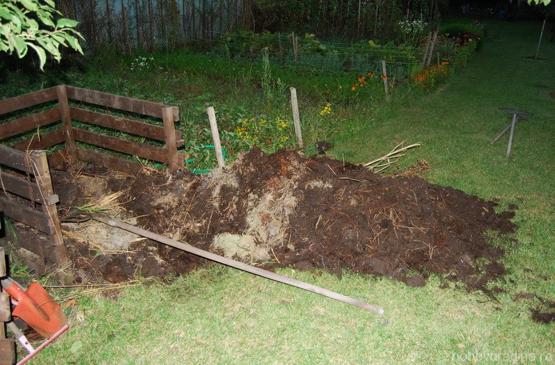 continut-compostor-dupa-2-ani