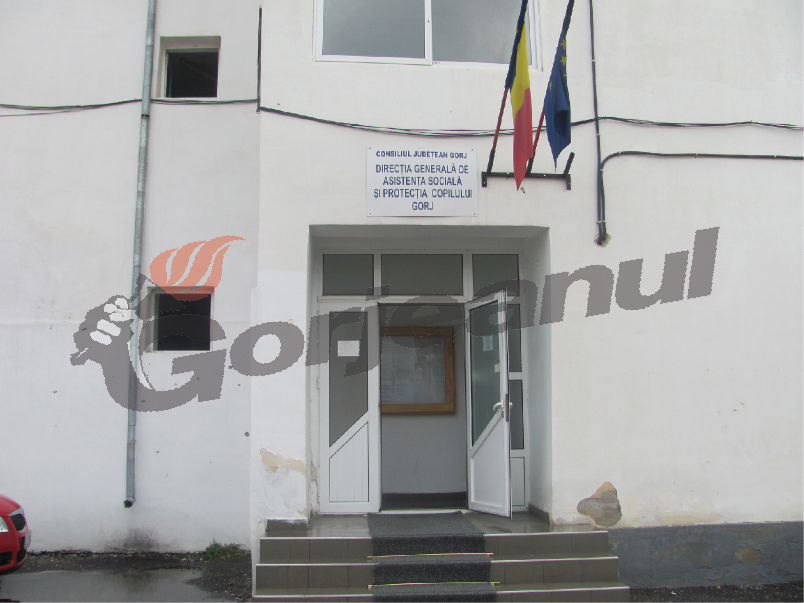 Peste 300 de candidaţi pe posturile vacante de la DGASPC Gorj