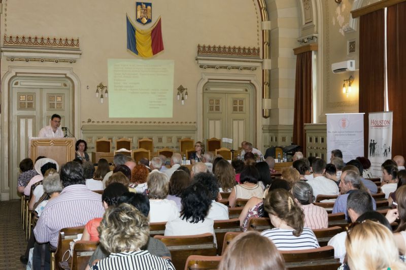 Persoana cu boala Parkinson poate fi ajutată doar de către o echipă interdisciplinară