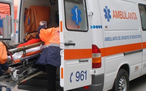 Bătrân de 82 de ani, rănit într-un accident la Bumbeşti-Jiu
