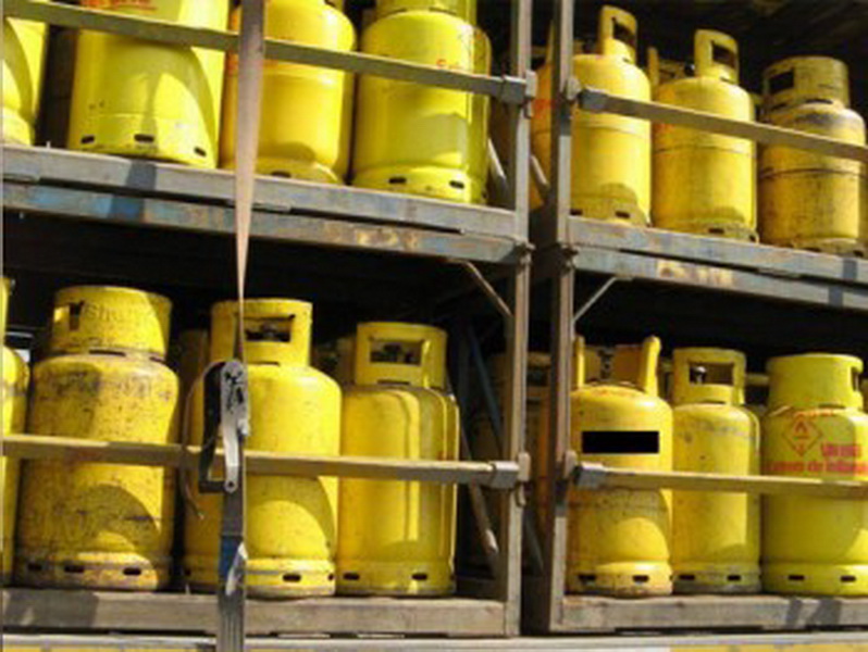 În arest pentru furt de butelii