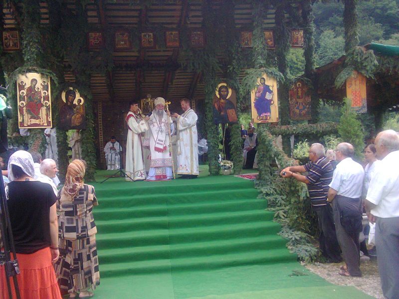Sărbătoare Arhierească în lavra Sfântului Irodion de la Lainici