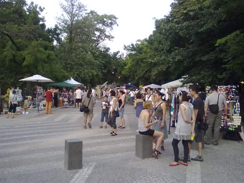 Omul este fereastra prin care poate fi contemplată lumea – Omul este trimisul căruia ursitoarele i-au încredinţat crearea propriei vieţi –