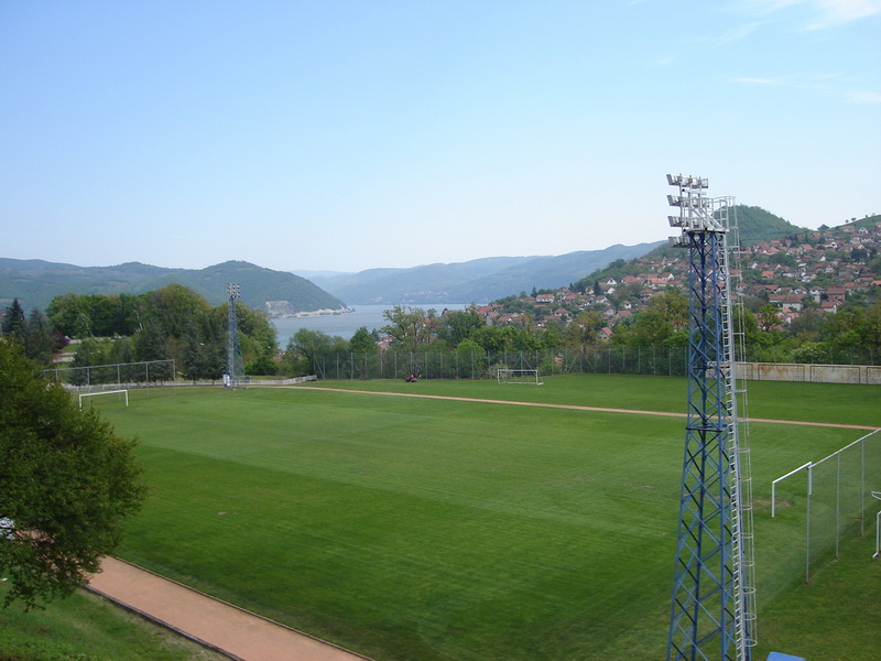 Se luptă cu Șoimul