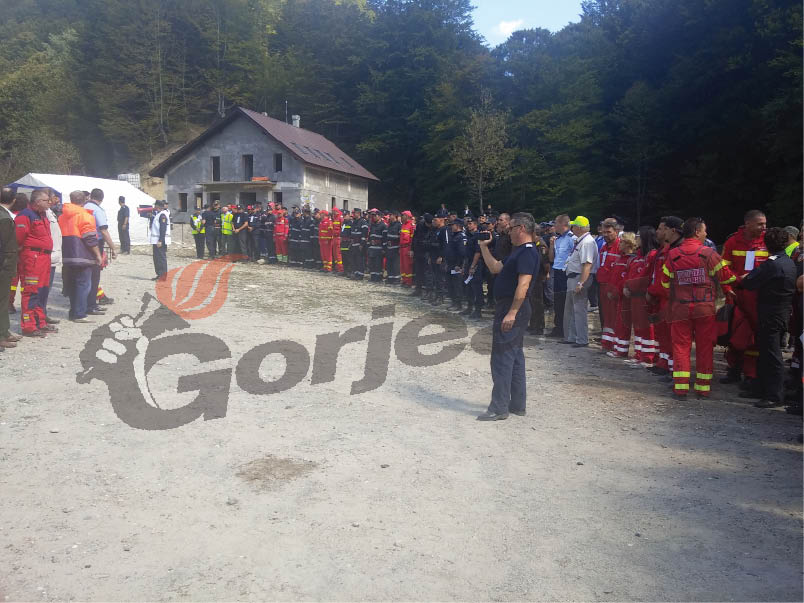Simulare de accident aviatic în munții Gorjului