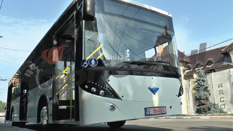 Investiţie de 45 miliarde ROL! Cinci autobuze noi pe străzile din Târgu-Jiu