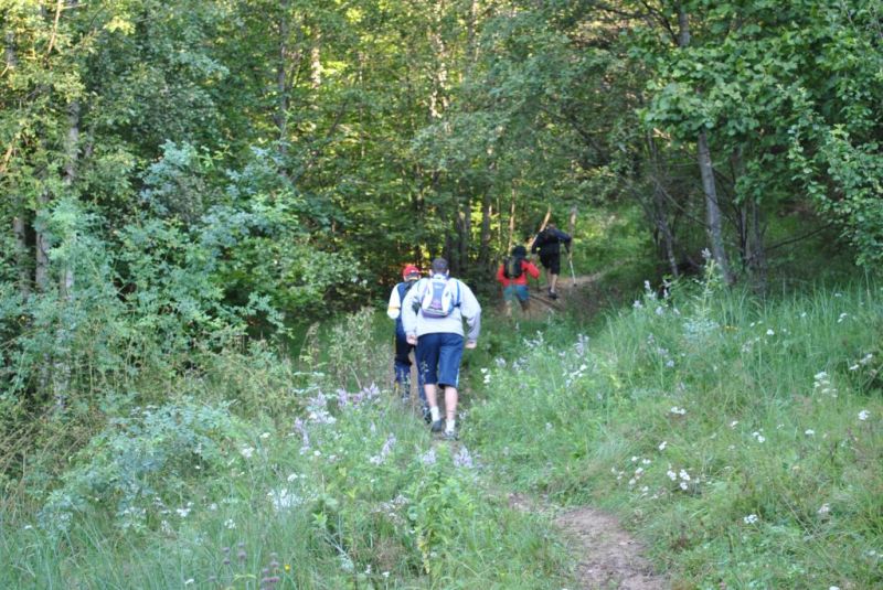 Tabără montană şi activităţi sportive, la Baia de Fier