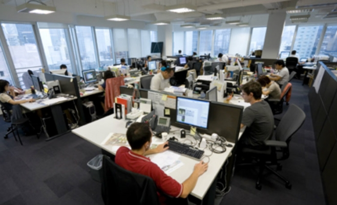 Salariaţii, depăşiţi numeric de pensionari