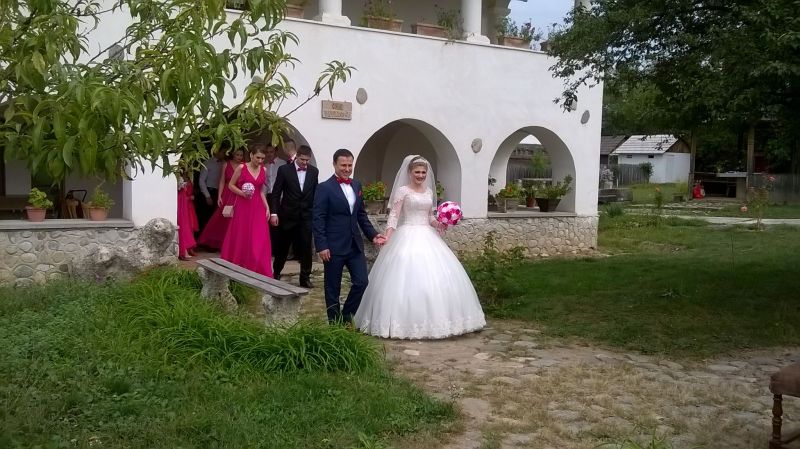 Respect și bucurie pentru obiceiurile strămoșești