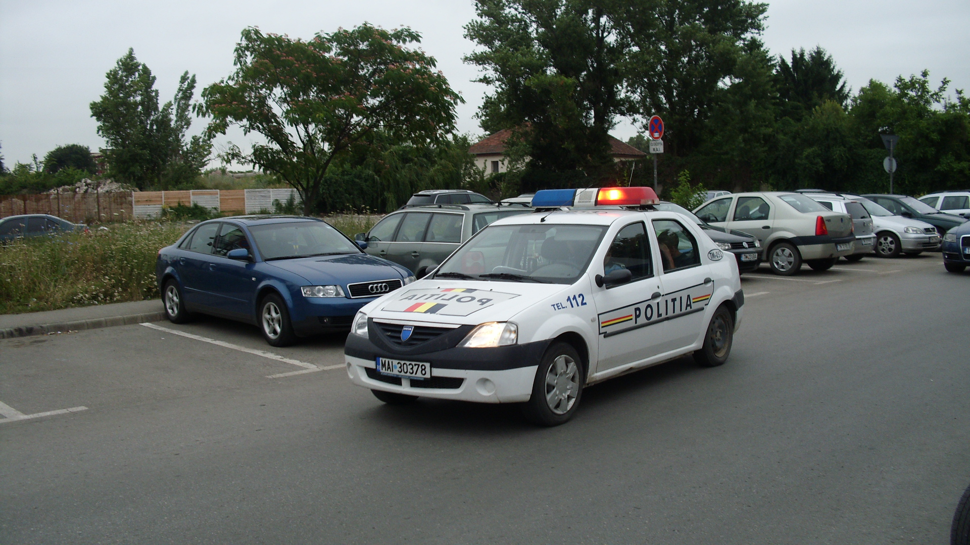 Tânăr cu afecţiuni psihice, cercetat pentru furt