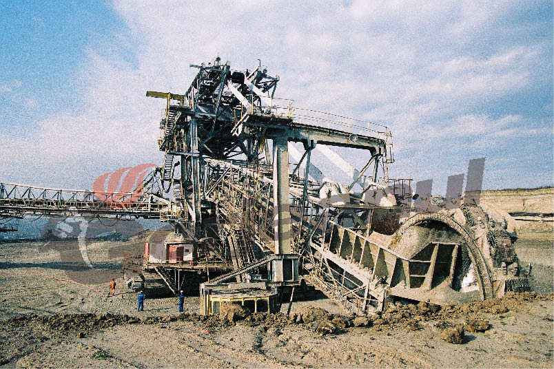 4500 de tone de lignit, normă zilnică la una dintre carierele CEO