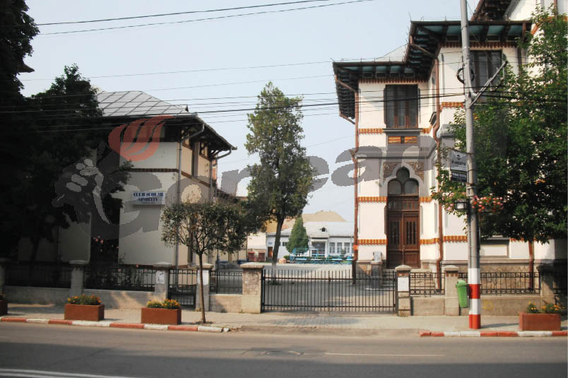 Se caută îngrijitori la un liceu din Târgu-Jiu