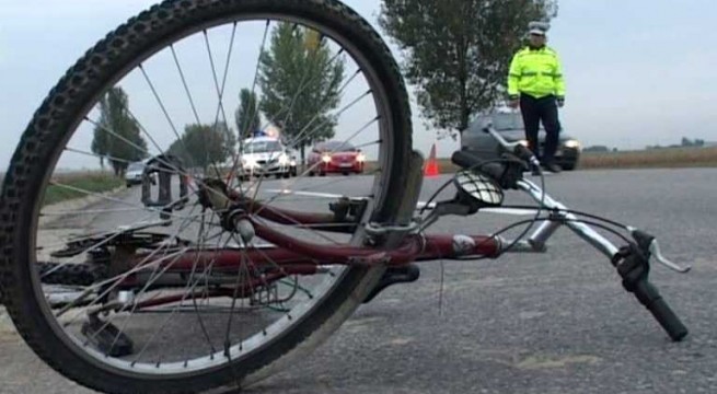 Biciclist accidentat la Barza