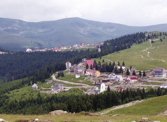 Mai mulţi turişti în Gorj