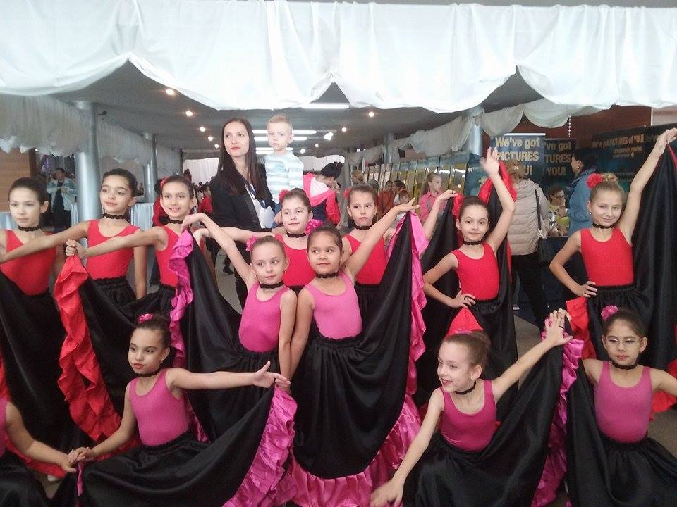 Tineri dansatori din Gorj, premiaţi la Timişoara