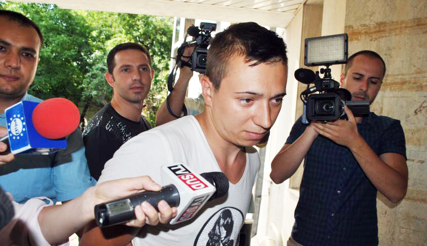 Condamnat pentru că și-a lovit “dușmanul” de manele