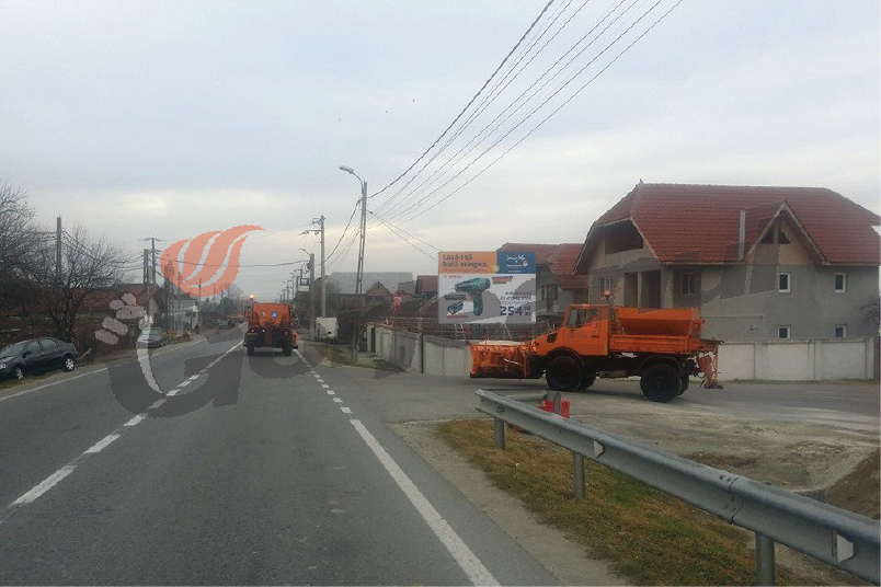 Se anunţă ninsori / Drumarii asigură permanenţa în bazele de munte