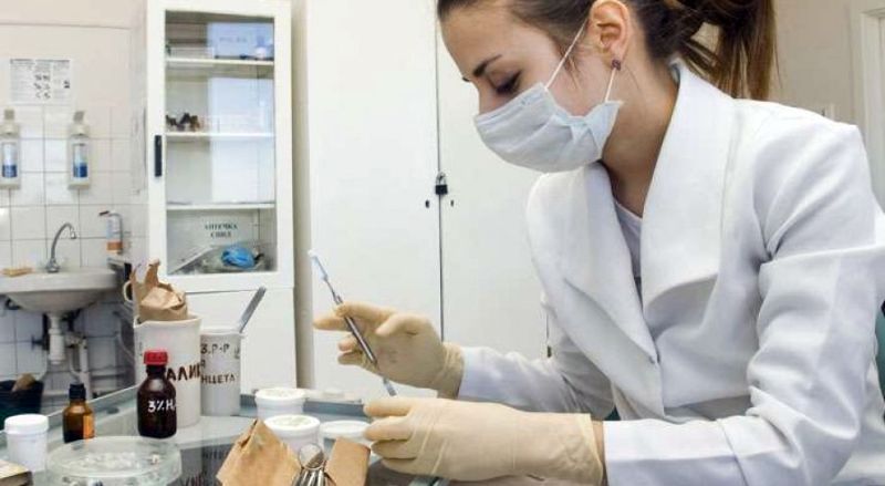 Primăria Baia de Fier angajează asistenţi medicali şi mediator sanitar