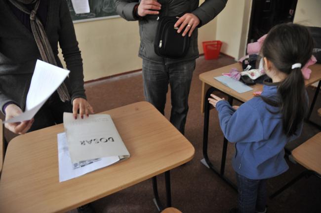 „Manifestul pentru Dreptul la Educaţie”, lansat de Organizația Salvaţi Copiii