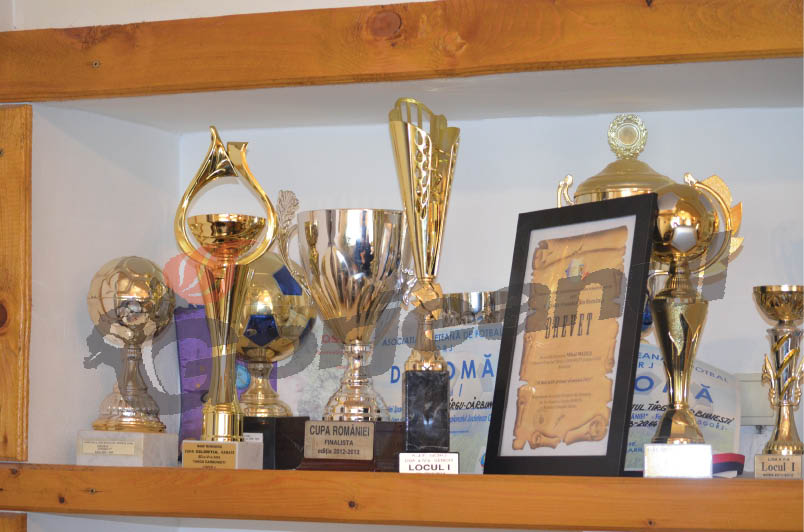 Peste un milliard / Sportivii CS Gilortul, obligaţi de Camera de Conturi să restituie primele de joc