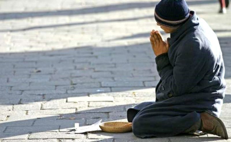Cerşetor sancţionat de jandarmi