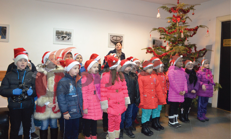 Colindători la Primăria Târgu-Jiu