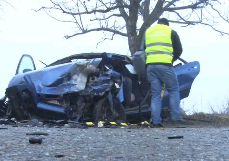 Accident cu patru răniți spre Dobrița