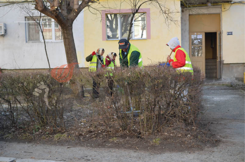 Amenzi transformate în muncă în folosul comunităţii pentru 88 de târgujieni