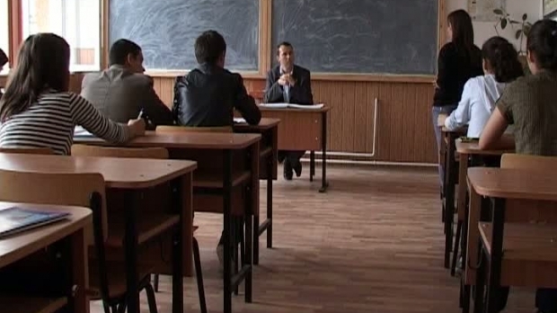 Lista olimpiadelor care îi scapă pe elevi de probele de la BAC