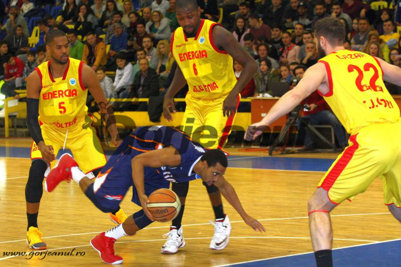 Fără drept la pași greșiți!