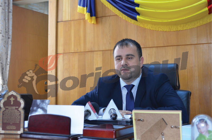 Ţine cu dinţii de un penal! Ordinul lui Văcaru îl lasă rece pe vicele de Padeş